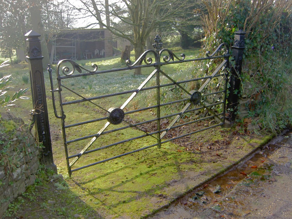 r wright gate